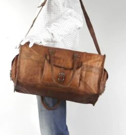 Merkloos Reistas Van ECHTE LEER - Sporttas - Weekendtas MALAGA Echte Leder - Cognac Bruin -HANDGEMAAKTE VINTAGE STIJL Duffel Tas -Reizen Verkoopwinkel 1117x1200 1
