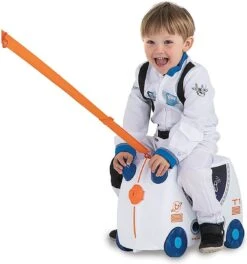 Trunki Ride-on Reiskoffer Incl. Stickers - Skye Ruimteschip -Reizen Verkoopwinkel 1122x1200