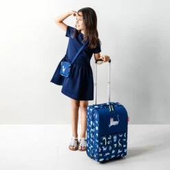 Reisenthel Trolley XS Kids Reiskoffer Kind - Maat XS - 12L - ABC Friens Blue Blauw 8 Reisenthel Trolley XS Kids Reiskoffer Kind - Maat XS - 12L - ABC Friens Blue Blauw -Reizen Verkoopwinkel 1200x1200 290