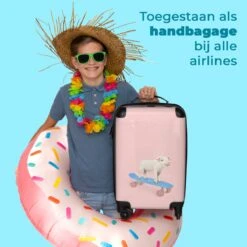NoBoringSuitcases.com® Kinderkoffer - Trolley Kinderen - Varken - Roze - Skateboard - Kinderen - Meisje - Koffer Dieren - Past Binnen 55x40x20 Cm En 55x35x25 Cm - Reiskoffer Met Wielen -Reizen Verkoopwinkel 1200x1200 295