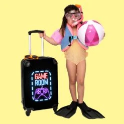 NoBoringSuitcases.com® Koffer - Trolley Op Wieltjes - Neon - Game Room - Tekst - Controller - Zwart - Reiskoffer - Past Binnen 55x40x20 Cm En 55x35x25 Cm - Koffertje - Trolley Handbagage -Reizen Verkoopwinkel 1200x1200 38