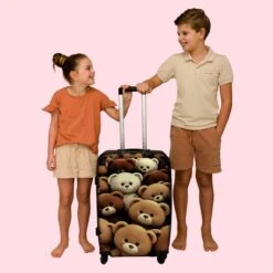NoBoringSuitcases.com® Koffer Groot - Teddybeer - Knuffel - Bruin - Beer - Trolley Koffer Met TSA-slot - Met Wielen - 90 Liter - Reiskoffer - 66 Cm -Reizen Verkoopwinkel 1200x1200 550
