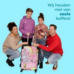 NoBoringSuitcases.com® Koffer Groot - Roze - Eenhoorn - Skateboard - Tekening - Trolley Koffer Met TSA-slot - Met Wielen - 90 Liter - Reiskoffer - 66 Cm -Reizen Verkoopwinkel 1200x1200 766