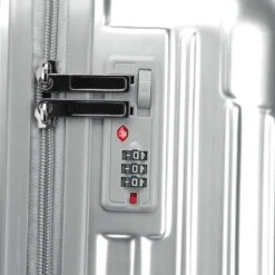 Royal Swiss - Reis Koffer - 56cm - Cijferslot- Lichtgewicht Koffer - 4 Wielen- Zilver -Reizen Verkoopwinkel 1200x1200 870