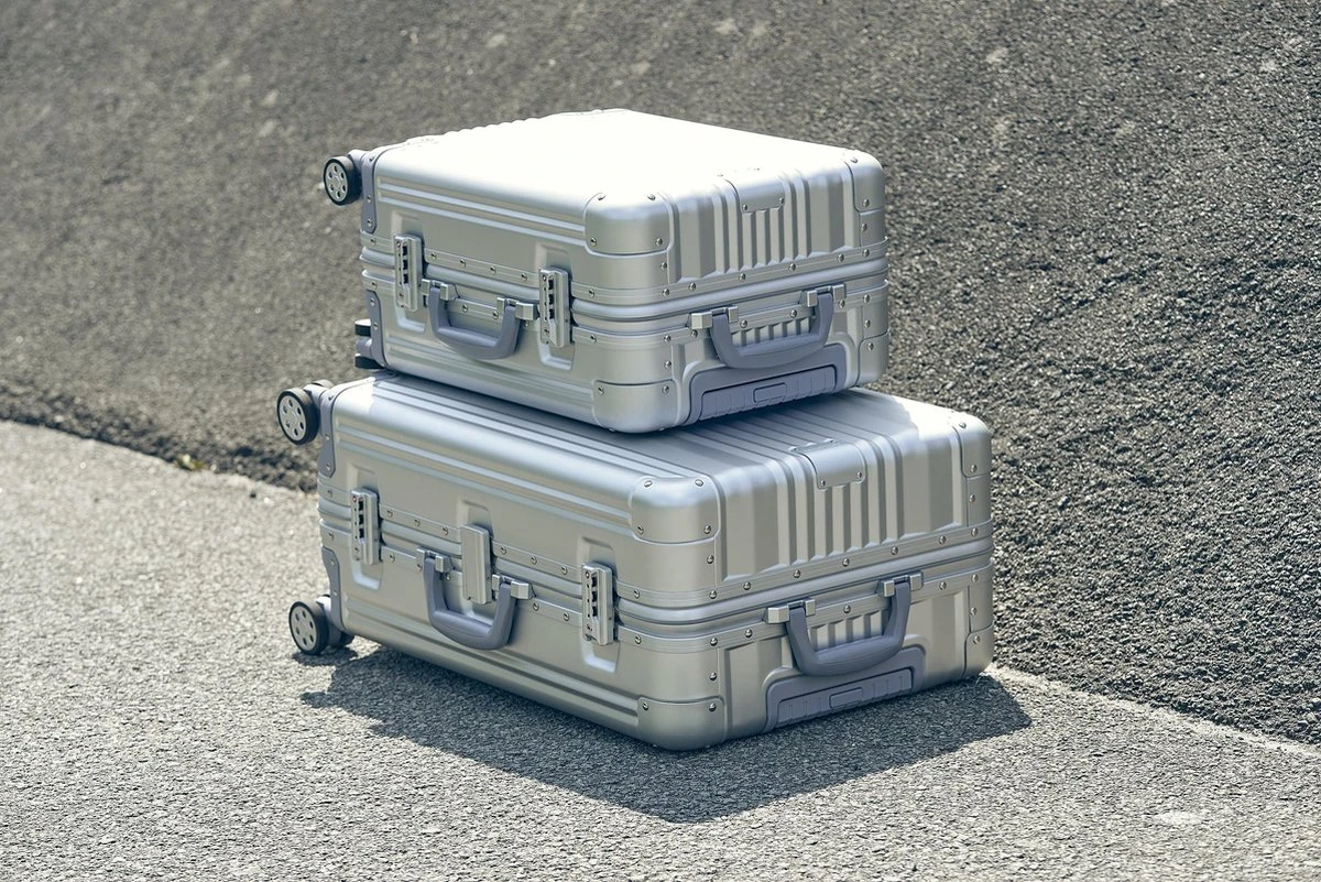 Aluminium Handbagage Koffer Mozzel Darrow - Reiskoffer Met Wielen - 51cm - Harde Koffer - Zilver 19 Aluminium Handbagage Koffer Mozzel Darrow - Reiskoffer Met Wielen - 51cm - Harde Koffer - Zilver - Afbeelding 19