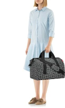 Reisenthel Allrounder L Reistas Sporttas - 30L - Signature Black Zwart -Reizen Verkoopwinkel 724x1200 1