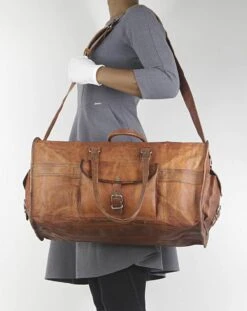 Merkloos Reistas Van ECHTE LEER - Sporttas - Weekendtas MALAGA Echte Leder - Cognac Bruin -HANDGEMAAKTE VINTAGE STIJL Duffel Tas -Reizen Verkoopwinkel 953x1200 1